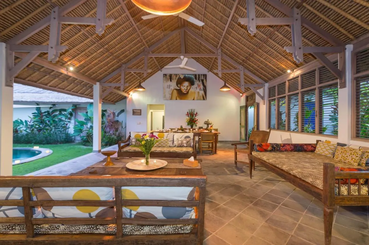 Villa Damai Taman Seminyak  Indonesia
